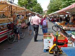 walkable cities? so how come pedestrian malls usually fail? (retake edition)